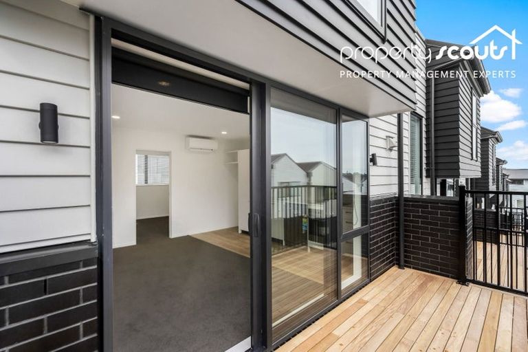 Photo of property in 30 Panoni Lane, Howick, Auckland, 2014