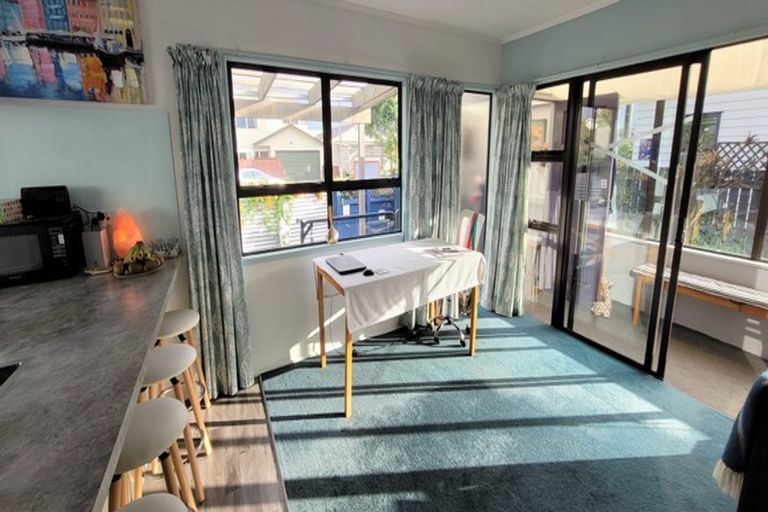 Photo of property in 79a Simpson Road, Papamoa Beach, Papamoa, 3118