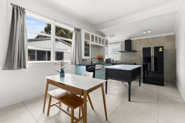 Photo of property in 1200 Caroline Road, Mayfair, Hastings, 4122