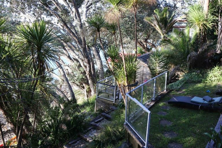 Photo of property in 15a Beresford Street, Bayswater, Auckland, 0622
