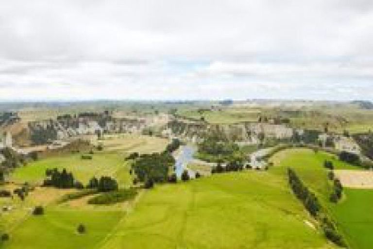 Photo of property in 59 Makohine Lane, Ohingaiti, Kimbolton, 4785