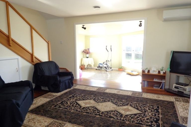 Photo of property in 6 Ostler Place, Hoon Hay, Christchurch, 8025