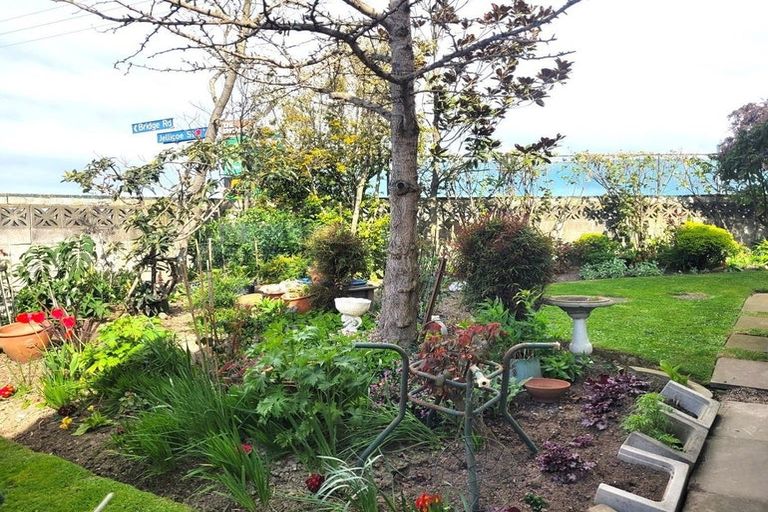 Photo of property in 1 Jellicoe Street, Oceanview, Timaru, 7910