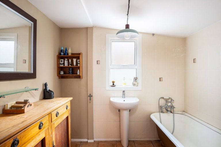 Photo of property in 58 Doralto Road, Frankleigh Park, New Plymouth, 4310