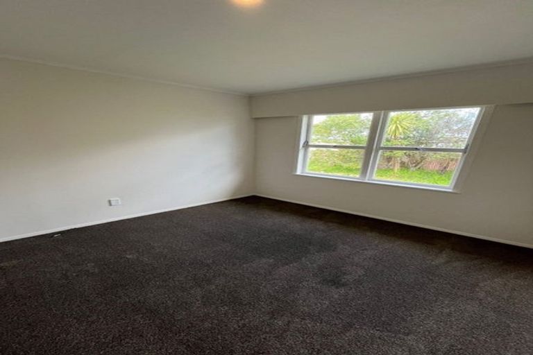 Photo of property in 112 Cargill Street, Papakura, 2110