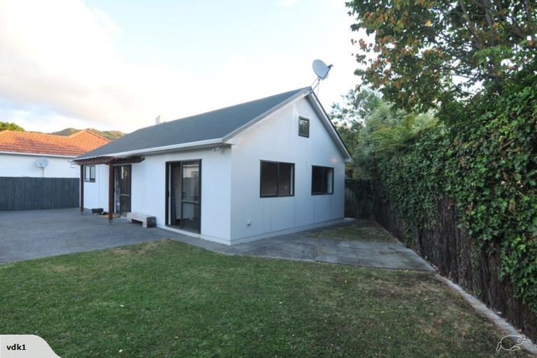Photo of property in 56 Oxford Terrace, Epuni, Lower Hutt, 5011