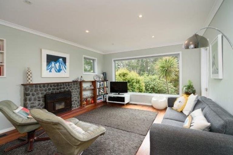 Photo of property in 59 Highbury Road, Highbury, Wellington, 6012