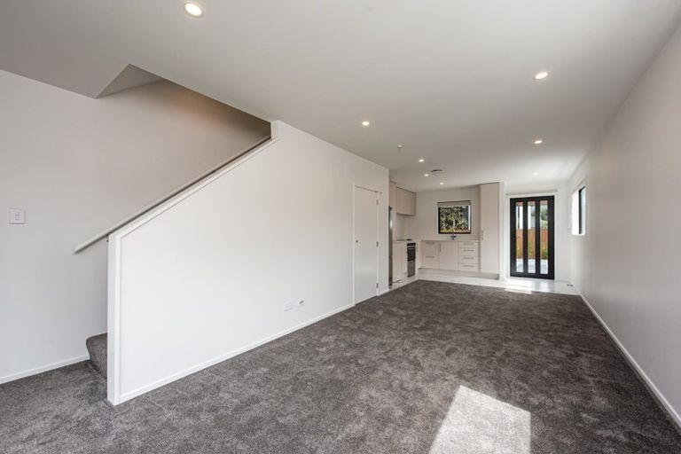 Photo of property in Riverena Flats, 377 Barbadoes Street, Christchurch Central, Christchurch, 8011