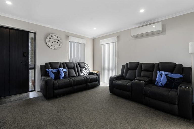 Photo of property in 1 Belt Lane, Papamoa, 3118