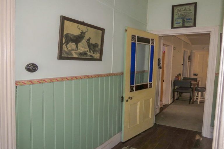Photo of property in 102 Broadway, Reefton, 7830