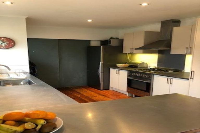 Photo of property in 8a Manuka Street, Miramar, Wellington, 6022