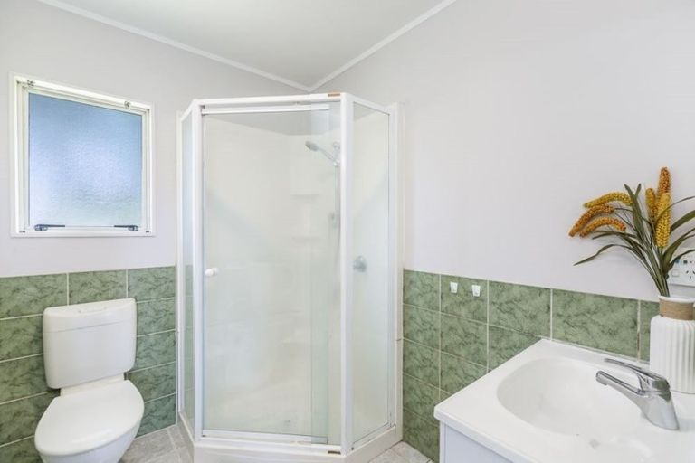 Photo of property in 56 Bushlands Park Drive, Albany, Auckland, 0632