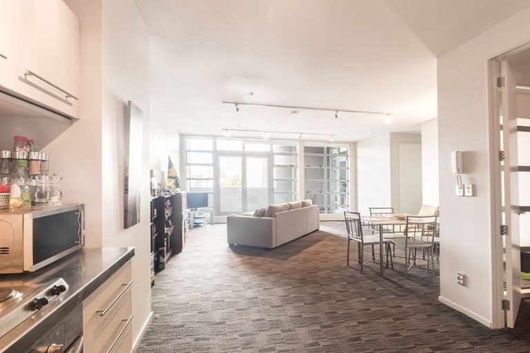 Photo of property in Vespa Apartments, 407/20 Hanson Street, Mount Cook, Wellington, 6021