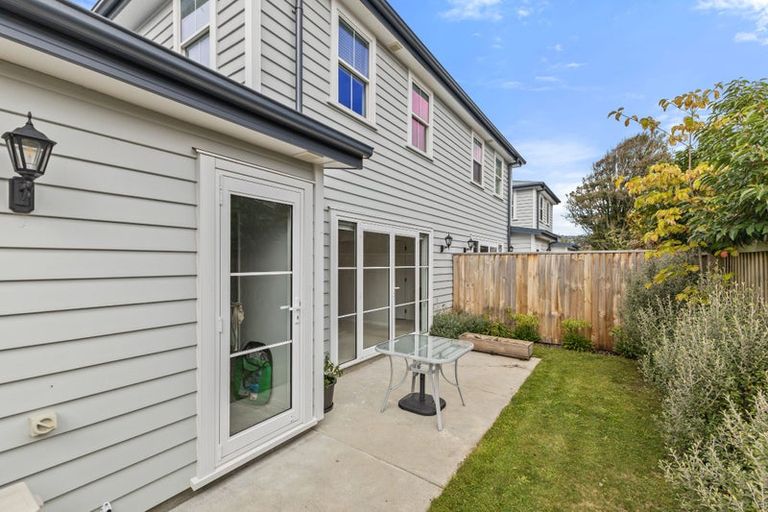 Photo of property in 2/24 Devon Street, Sydenham, Christchurch, 8023