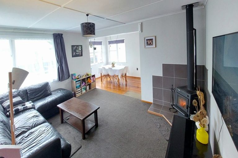 Photo of property in 31 Belair Avenue, Blagdon, New Plymouth, 4310