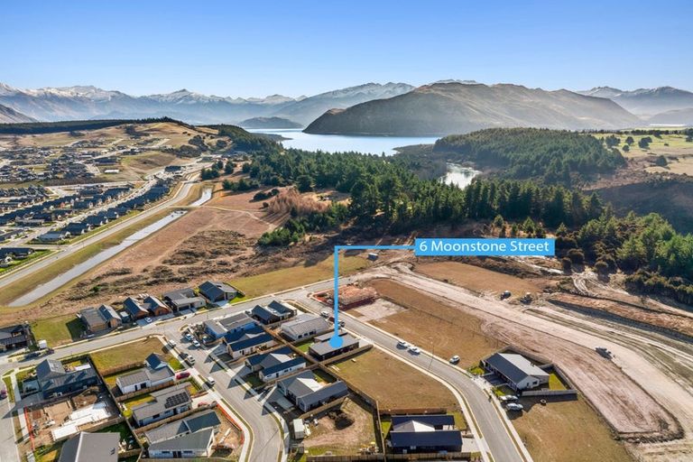 Photo of property in 6 Moonstone Street, Albert Town, 9305