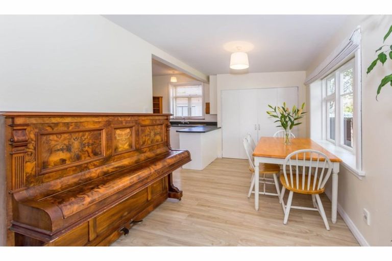 Photo of property in 319 Hendersons Road, Hoon Hay, Christchurch, 8025