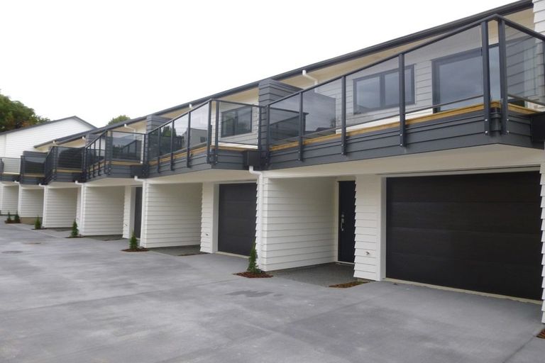 Photo of property in 18u3 Hunter Street, Hamilton Lake, Hamilton, 3204