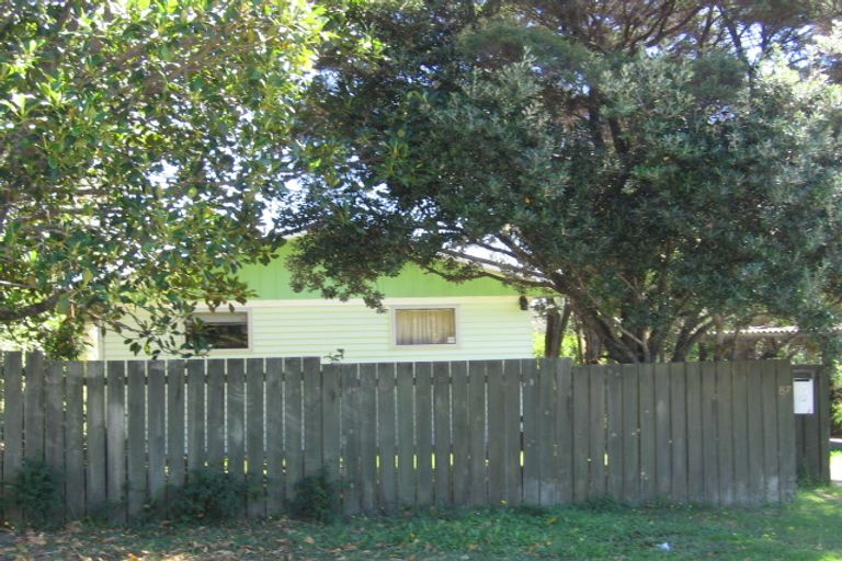 Photo of property in 87 Kia Ora Road, Beach Haven, Auckland, 0626