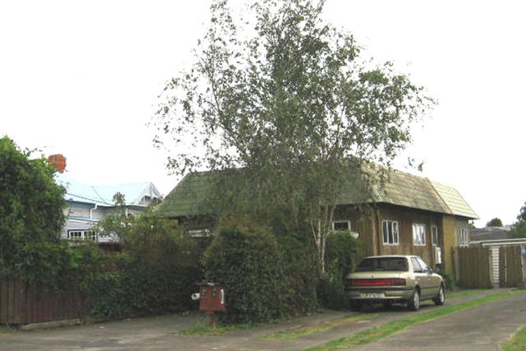 Photo of property in 163a Birkdale Road, Birkdale, Auckland, 0626