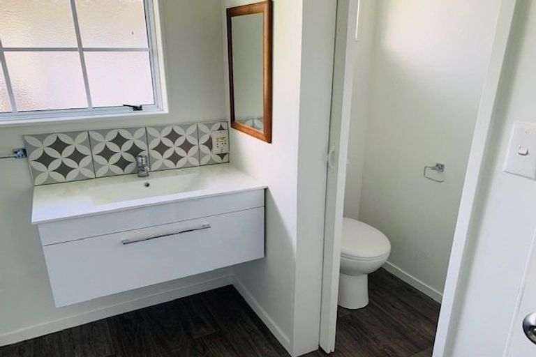 Photo of property in 42 Centennial Avenue, Arrowtown, 9302