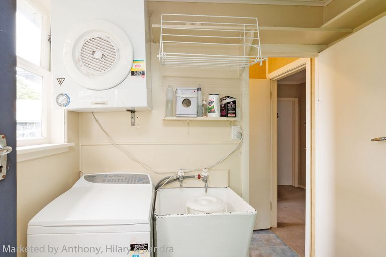 Photo of property in 12 Nottingham Avenue, Awapuni, Palmerston North, 4412