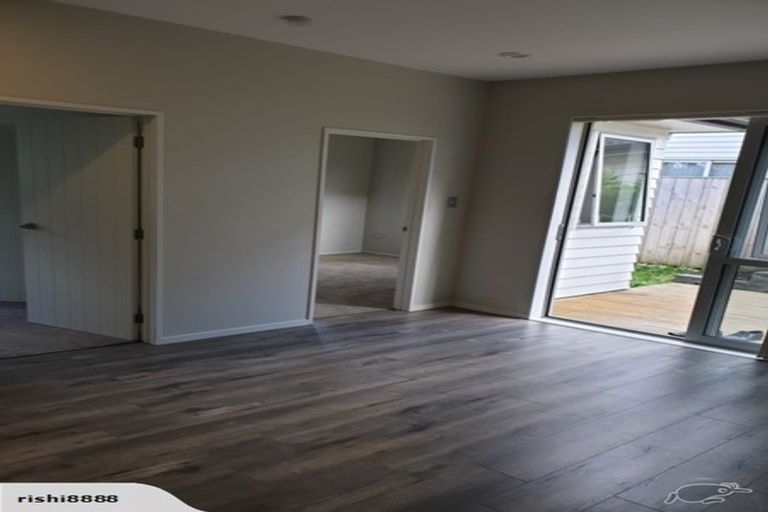 Photo of property in 218b Metcalfe Road, Ranui, Auckland, 0612