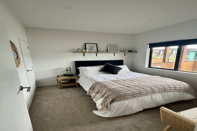 Photo of property in 6 Parenga Lane, Kumeu, 0810