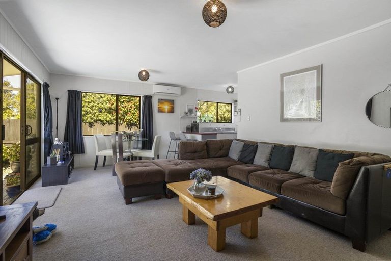 Photo of property in 30a Hartford Avenue, Papamoa Beach, Papamoa, 3118