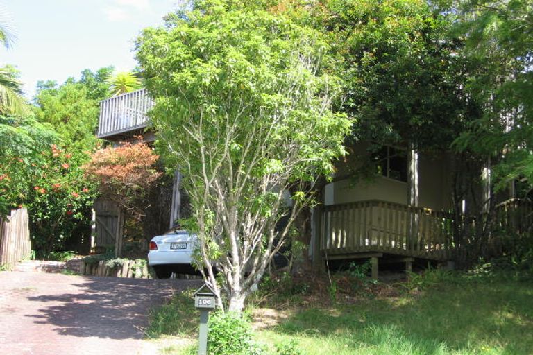 Photo of property in 106 Glenvar Road, Torbay, Auckland, 0630