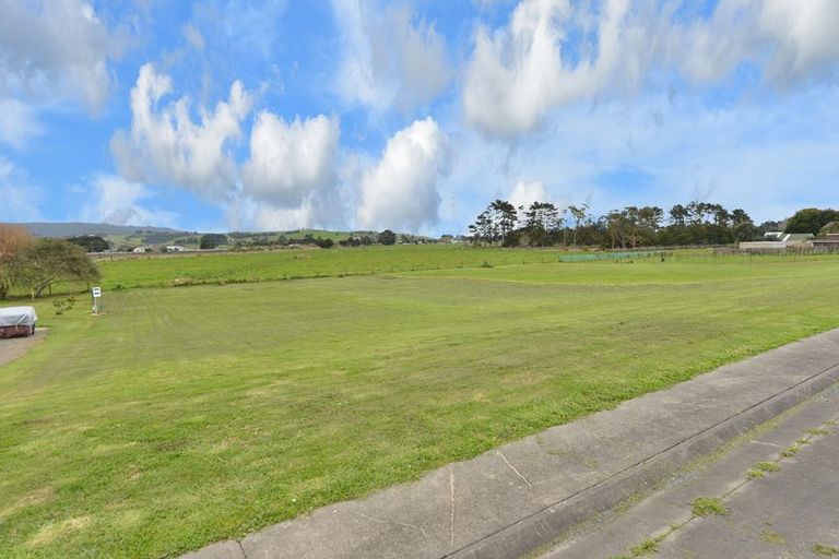 Photo of property in 27 Marsden Point Road, Ruakaka, 0116