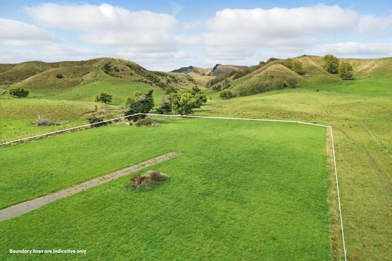 Photo of property in 204 Waituna Road, Pahiatua, 4982