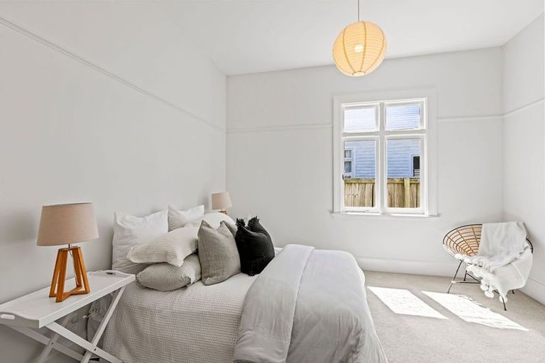 Photo of property in 246 Geraldine Street, Edgeware, Christchurch, 8013