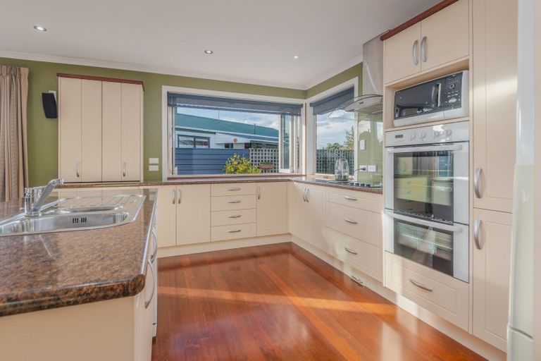 Photo of property in 39 Pukepapa Road, Marton, 4710