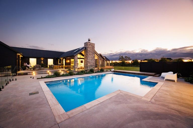 Photo of property in 72 Hartwell Drive, Kelvin Grove, Palmerston North, 4470