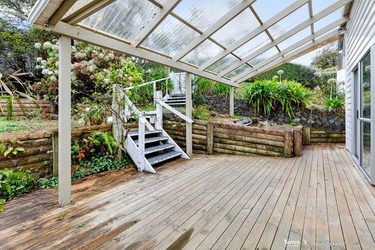 Photo of property in 2/127 Campbell Street, Karori, Wellington, 6012
