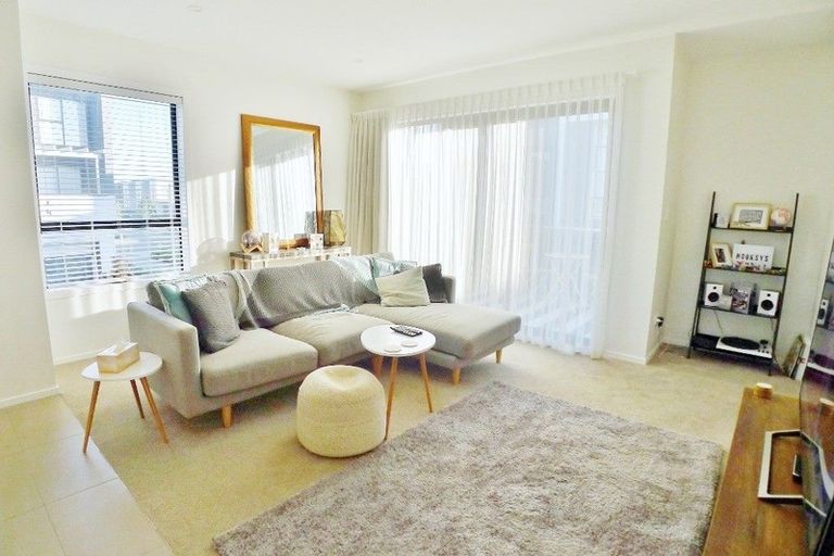 Photo of property in 51 Rangihina Road, Hobsonville, Auckland, 0616