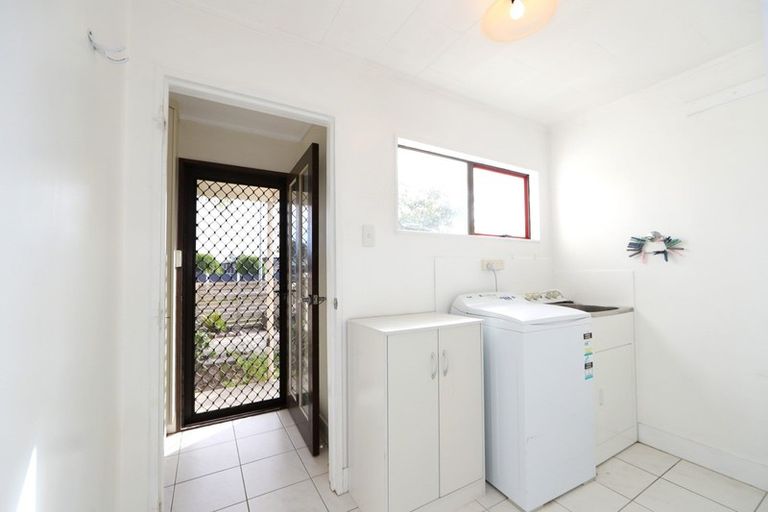 Photo of property in 39 Glamorgan Avenue, Tamatea, Napier, 4112