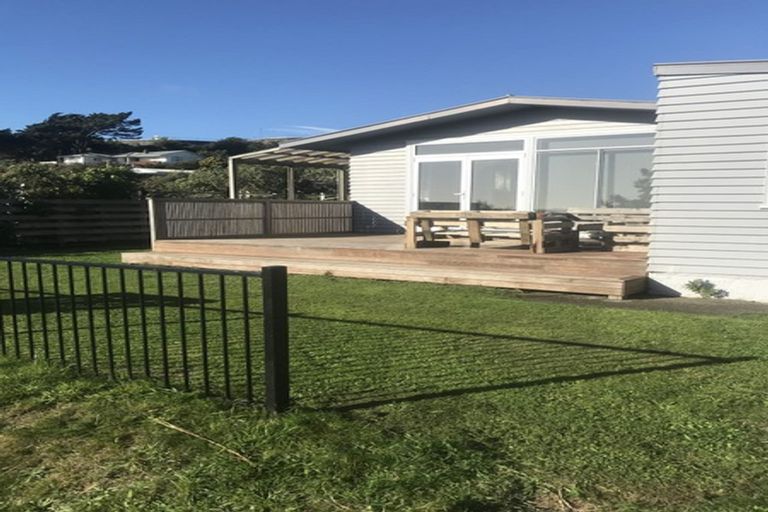 Photo of property in 9 Chapman Street, Johnsonville, Wellington, 6037