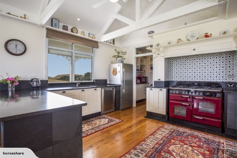 Photo of property in 361c Muriwai Valley Road, Muriwai, 0881