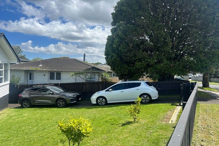 Photo of property in 7 Hobart Crescent, Wattle Downs, Auckland, 2103