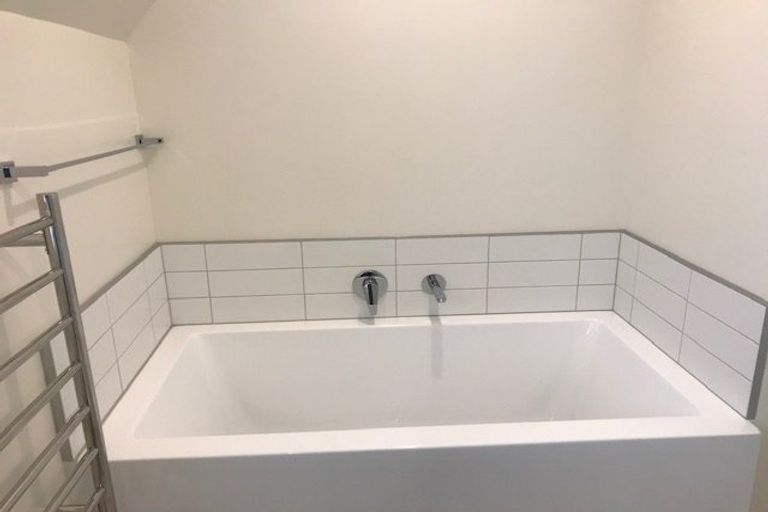 Photo of property in 122 Office Road, Merivale, Christchurch, 8014
