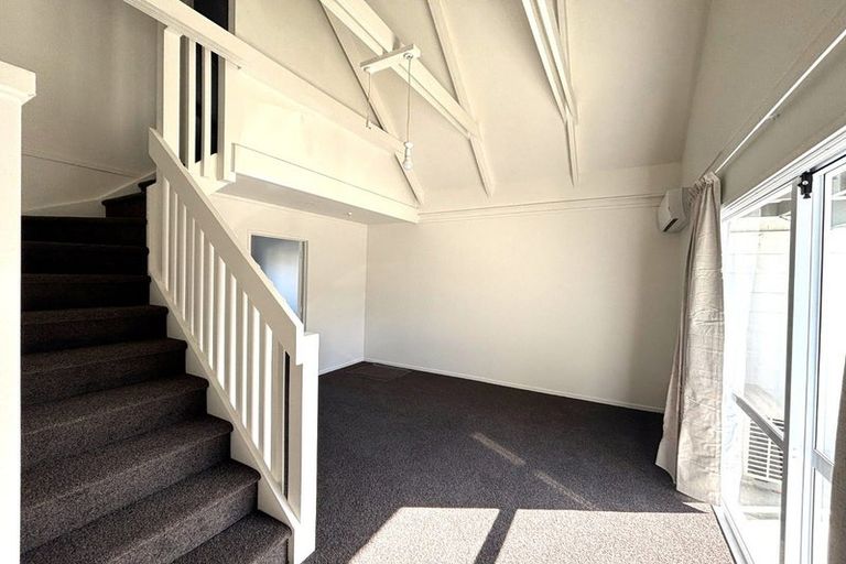 Photo of property in 3/21 Takanini Road, Takanini, 2112