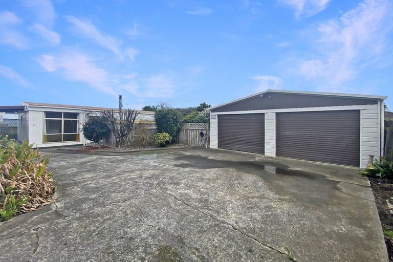 Photo of property in 2a Rawhiti Place, Saint Johns Hill, Whanganui, 4501