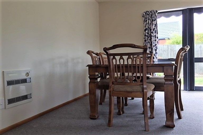 Photo of property in 27 Cardigan Bay Place, Addington, Christchurch, 8024