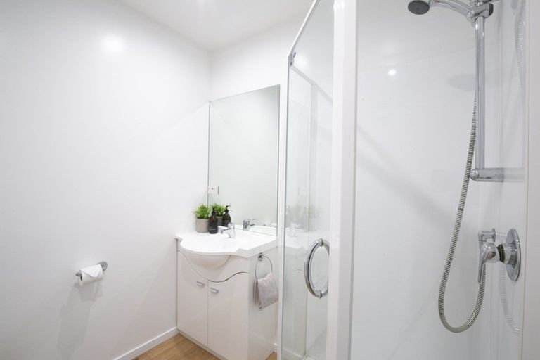 Photo of property in 21 Highview Terrace, Queenstown, 9300