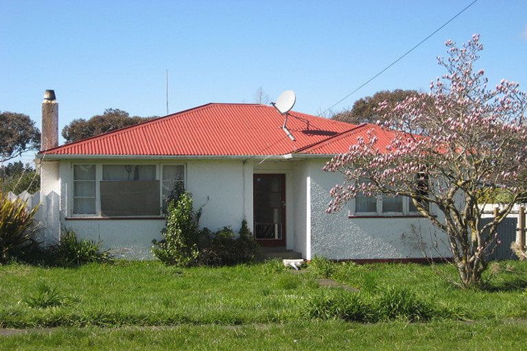 Photo of property in 26 Waitere Street, Marton, 4710