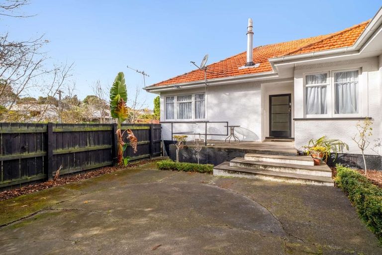 Photo of property in 5 Durie Street, Durie Hill, Whanganui, 4500