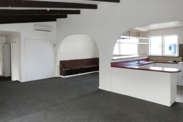 Photo of property in 8 Clonbern Place, Upper Riccarton, Christchurch, 8041