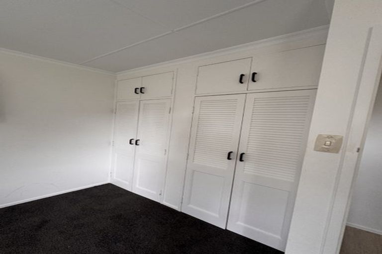 Photo of property in 21 Bond Street, Hokowhitu, Palmerston North, 4410